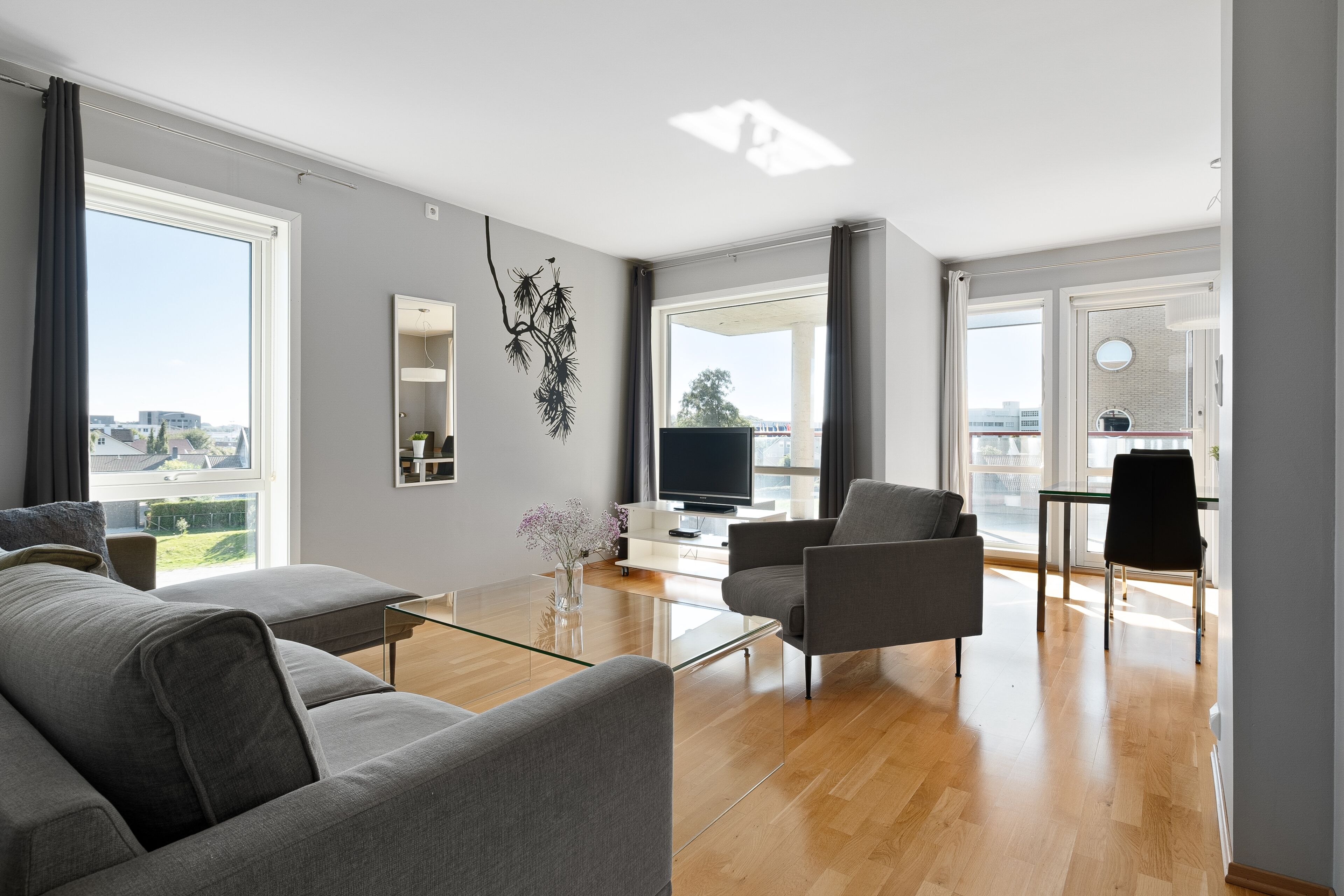 Appartement Affaires, 2 chambres | Coin séjour | Télévision à écran plat