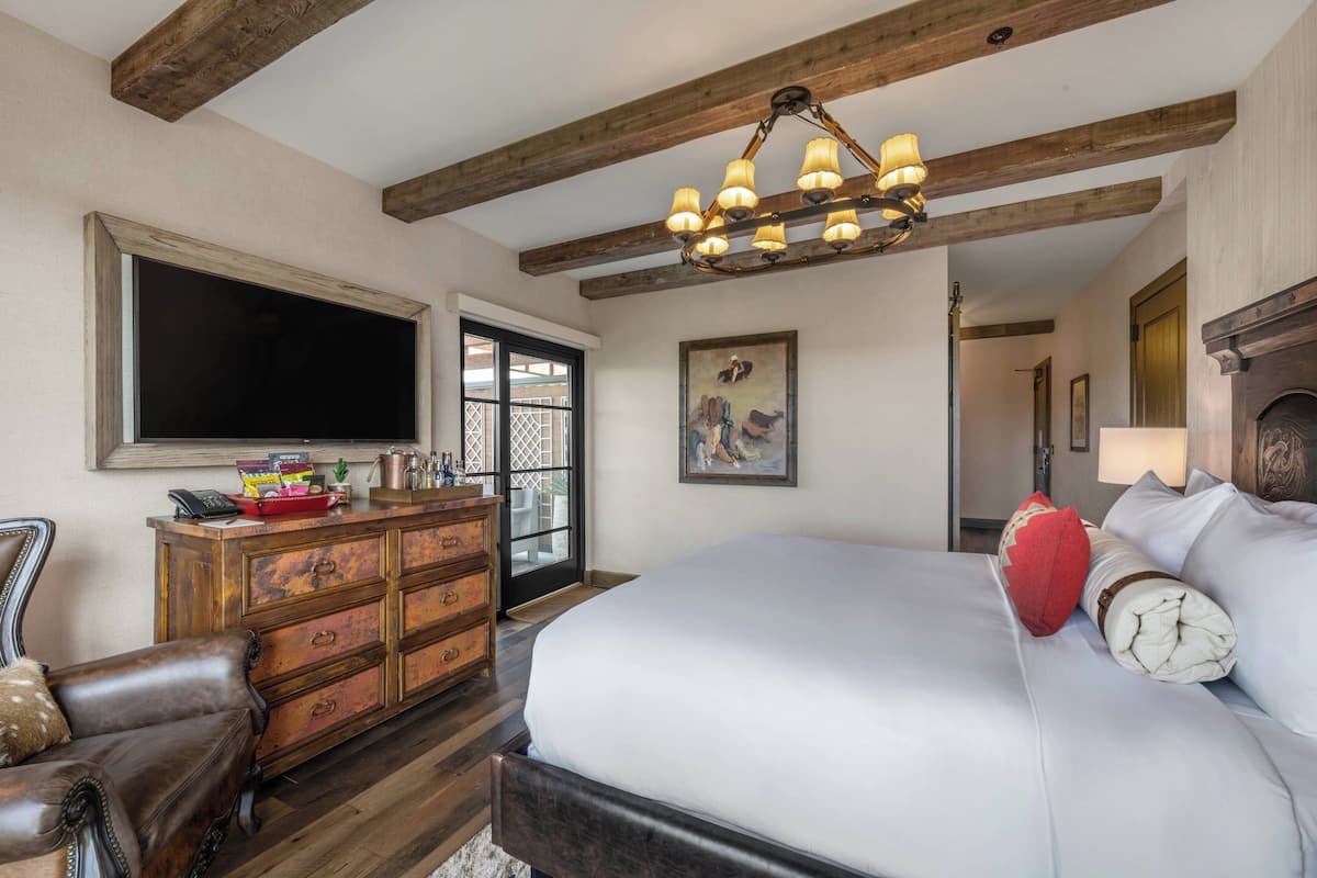 Ropa de cama de alta calidad y minibar