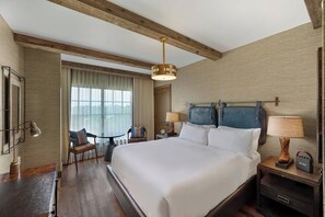 Deluxe Room, 1 King Bed