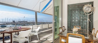 Design apartment on the waterfront of Marina di Ragusa next to sandy beach