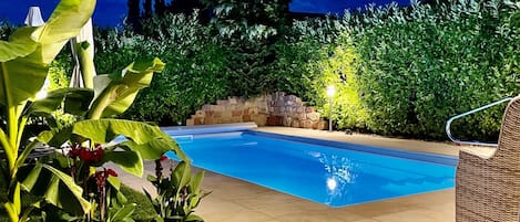Piscine extérieure, piscine chauffée