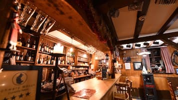 Bar (in der Unterkunft)