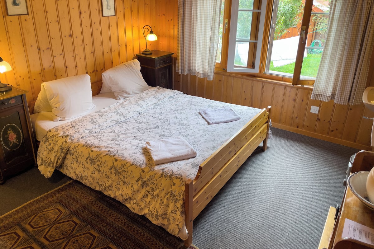 Wi-Fi gratuit, draps fournis