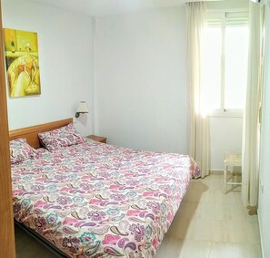 3 Schlafzimmer, Zimmersafe, Bügeleisen/Bügelbrett, WLAN