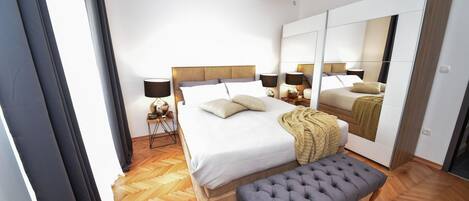 3 bedrooms, iron/ironing board, free WiFi, bed sheets