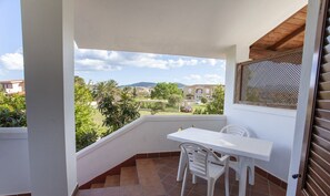 Outdoor dining - Residence La Cinta 2 (San Teodoro)