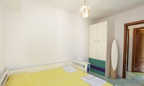 3 camere