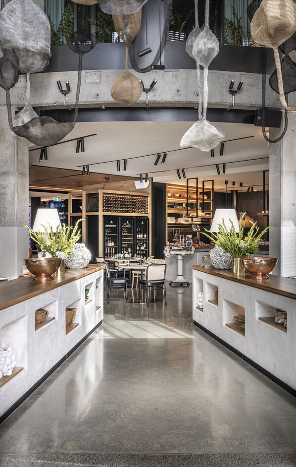 Mediterranean cuisine - QT Auckland (Auckland)