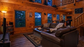 Smart-TV, Kamin, Videospiele, DVD-Player