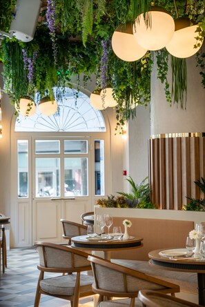 Breakfast, lunch, dinner served; Italian cuisine - Belle epoque suites (Athens)