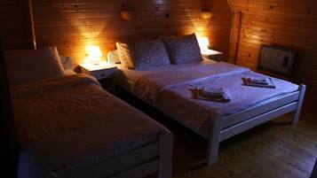 1 chambre, fer et planche Ă  repasser, Wi-Fi, draps fournis