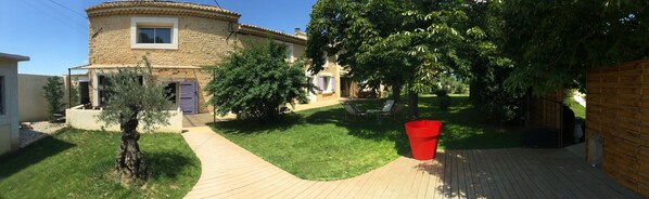 Property grounds - MAS WITH SWIMMING POOL IN DRÔME PROVENÇALE (Tulette)