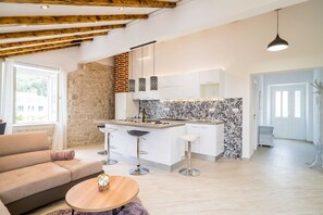 Villa (Three-Bedroom Villa) | Living room - Villa Ro-ma (Dubrovacko Primorje)