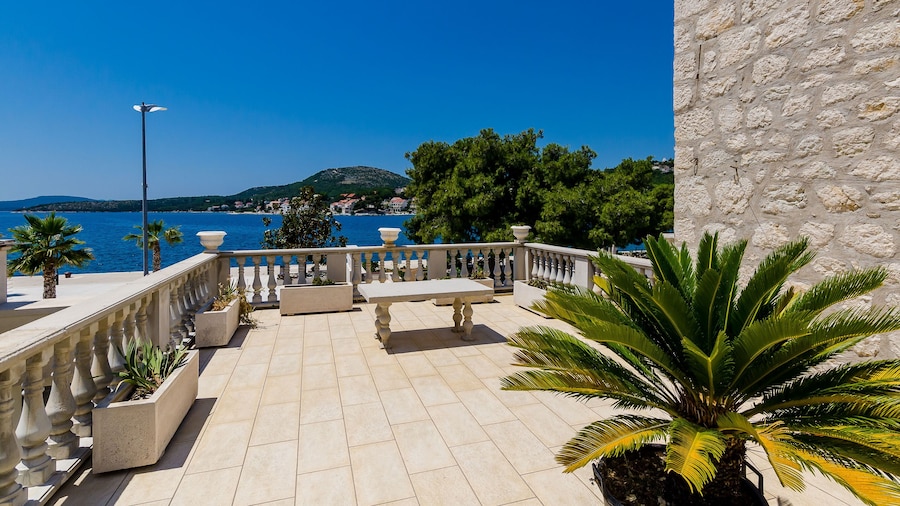 Villa Ro-ma