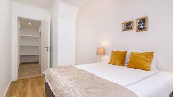 1 camera, una scrivania, ferro/asse da stiro, Wi-Fi