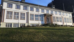 Front of property - Hardanger Hostel B&B (Ullensvang)