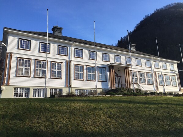 Overnatningsstedets facade