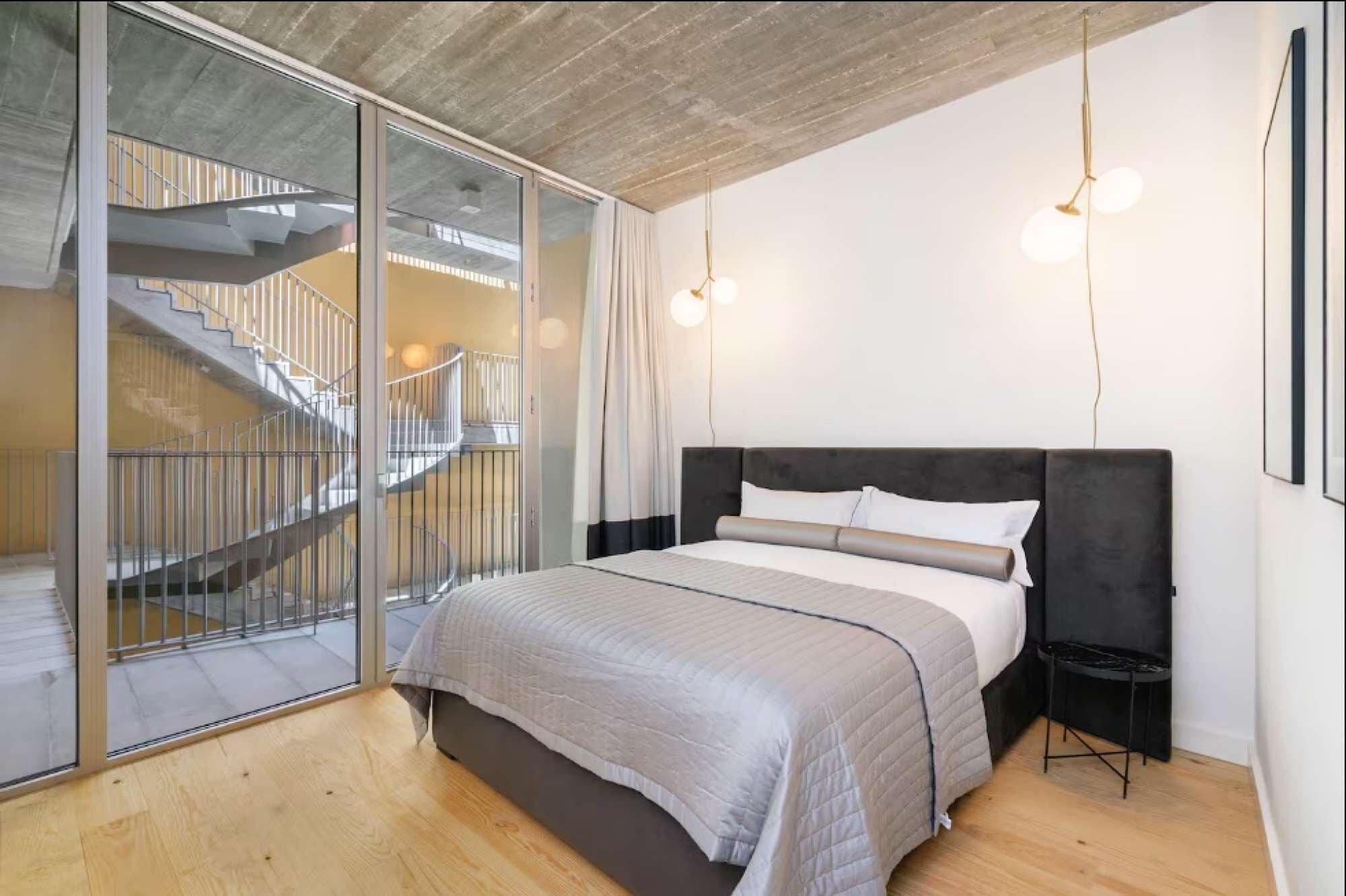 3 bedrooms, desk, iron/ironing board, WiFi