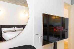 3 slaapkamers, een bureau, een strijkplank/strijkijzer, wifi