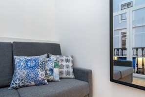 TV, Netflix, streaming services