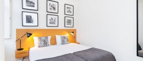 2 chambres, fer et planche Ă repasser, Wi-Fi, literie fournie