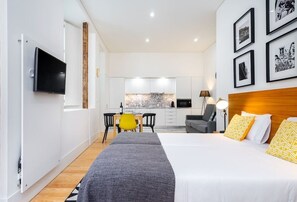 1 habitación, tabla de planchar con plancha, wifi y ropa de cama 