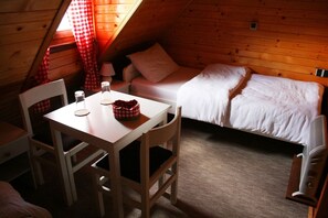 1 makuuhuone, silitysrauta/-lauta, Wi-Fi, vuodevaatteet