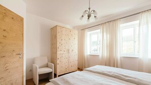 Apartment (Eiche)