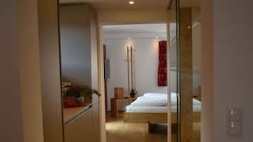 Appartement Confort, 1 chambre, balcon, vue jardin | 1 chambre, literie hypoallergénique, Wi-Fi gratuit, draps fournis