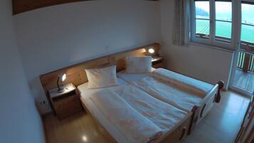 Comfort-Apartment | Schallisolierte Zimmer, kostenloses WLAN, BettwÀsche