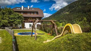 Children's play area - outdoor - Bio-Bauernhof Tonibauer (Tamsweg)