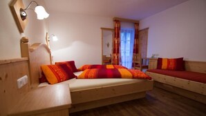 Family Apartment (Alpenrose) - Bio-Bauernhof Matzhof (Leogang)