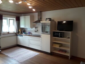 Apartment (Aufhofköpfl) | Eigene Küche | Kühlschrank, Ofen, Herdplatte, Geschirrspüler