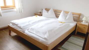 Apartment (Glockenblume) | Kostenloses WLAN, Bettwäsche