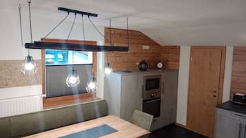 Aifner Suite | Eigene Küche | Großer Kühlschrank, Mikrowelle, Mixer