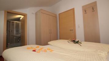 Familienapartment (Weissseespitze) | 2 Schlafzimmer, Allergikerbettwaren, kostenloses WLAN, Bettwäsche