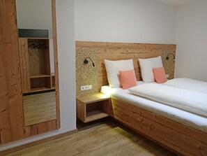 Aifner Suite | 2 habitaciones, ropa de cama hipoalergénica, wifi gratis y ropa de cama 