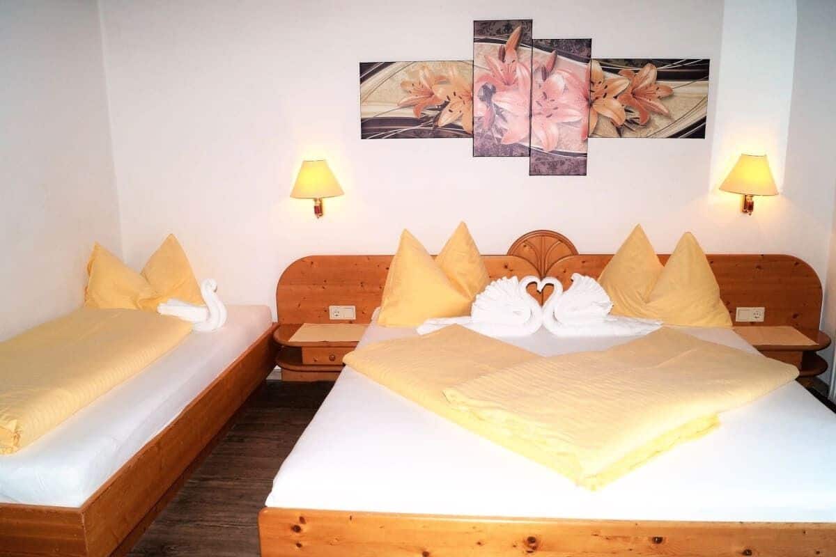 Camera tripla (Landhaus) | Biancheria da letto ipoallergenica, insonorizzazione