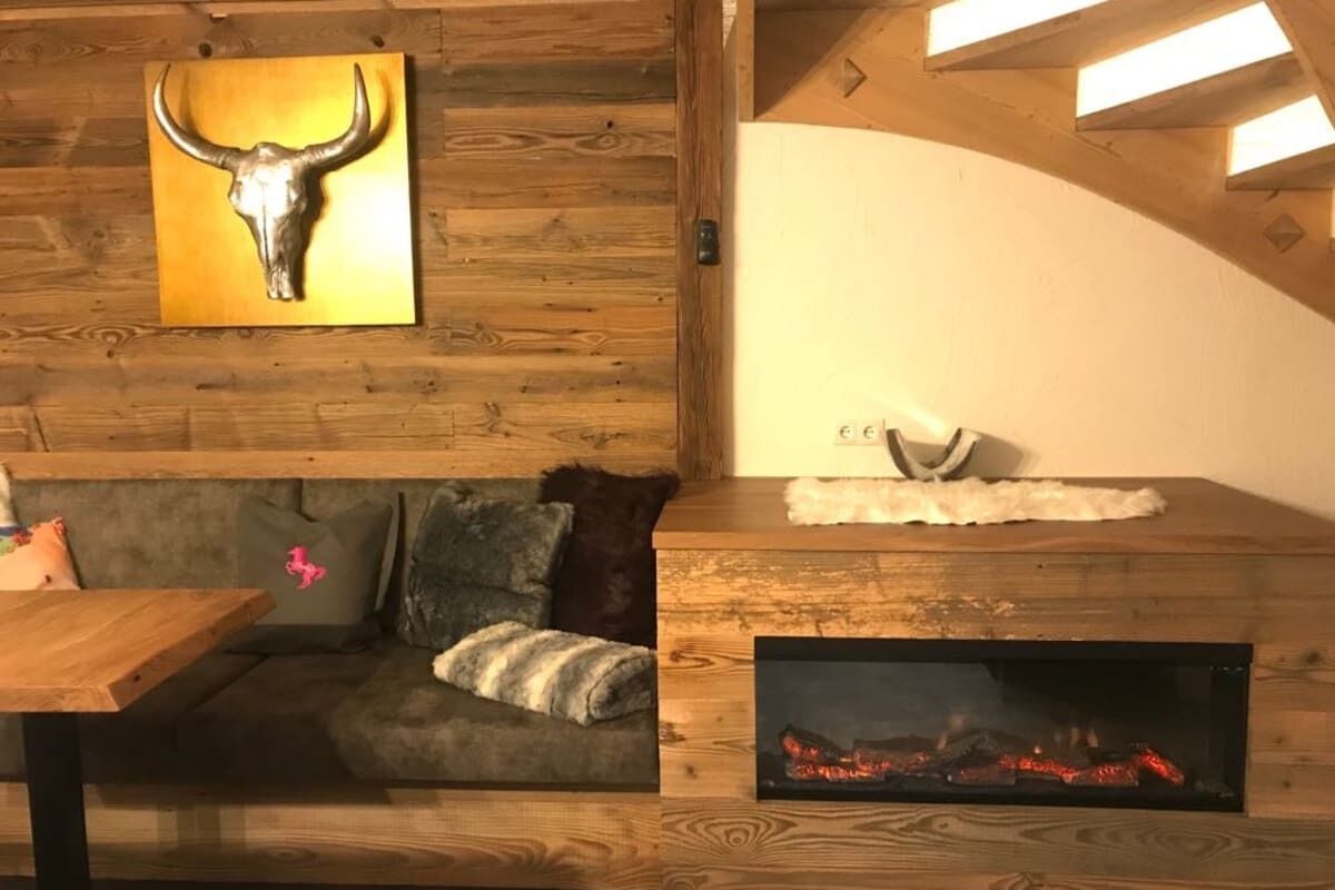 Chalet | Wohnbereich | Tischtennisplatte