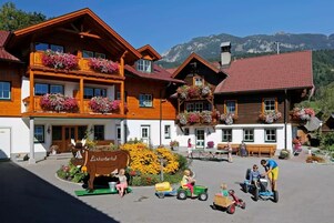 Children's play area - outdoor