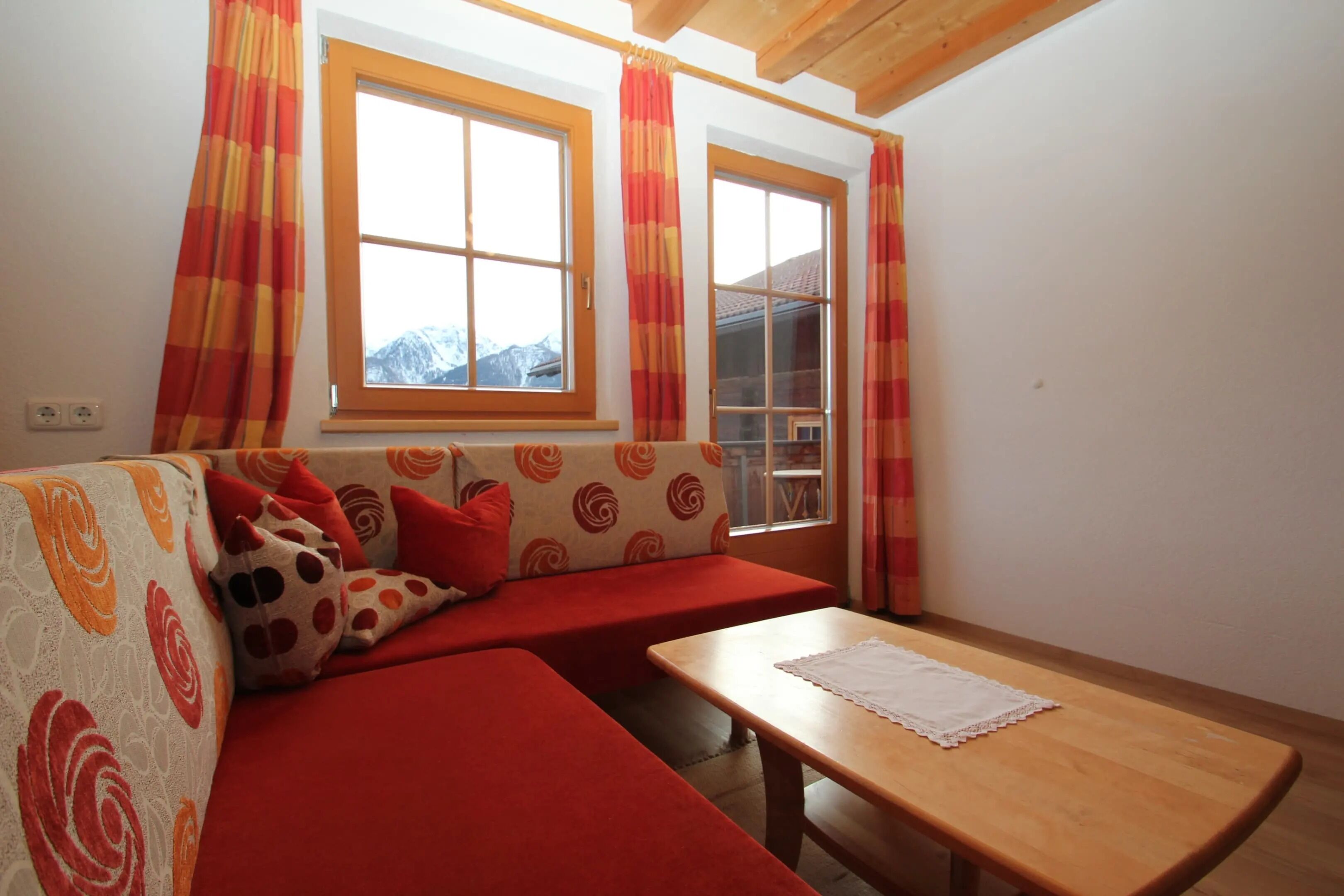 Apartment (Kinigat) | Living area