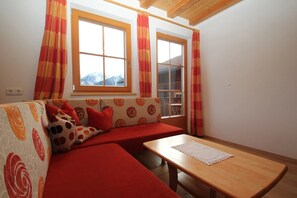 Apartment (Kinigat) | Wohnbereich