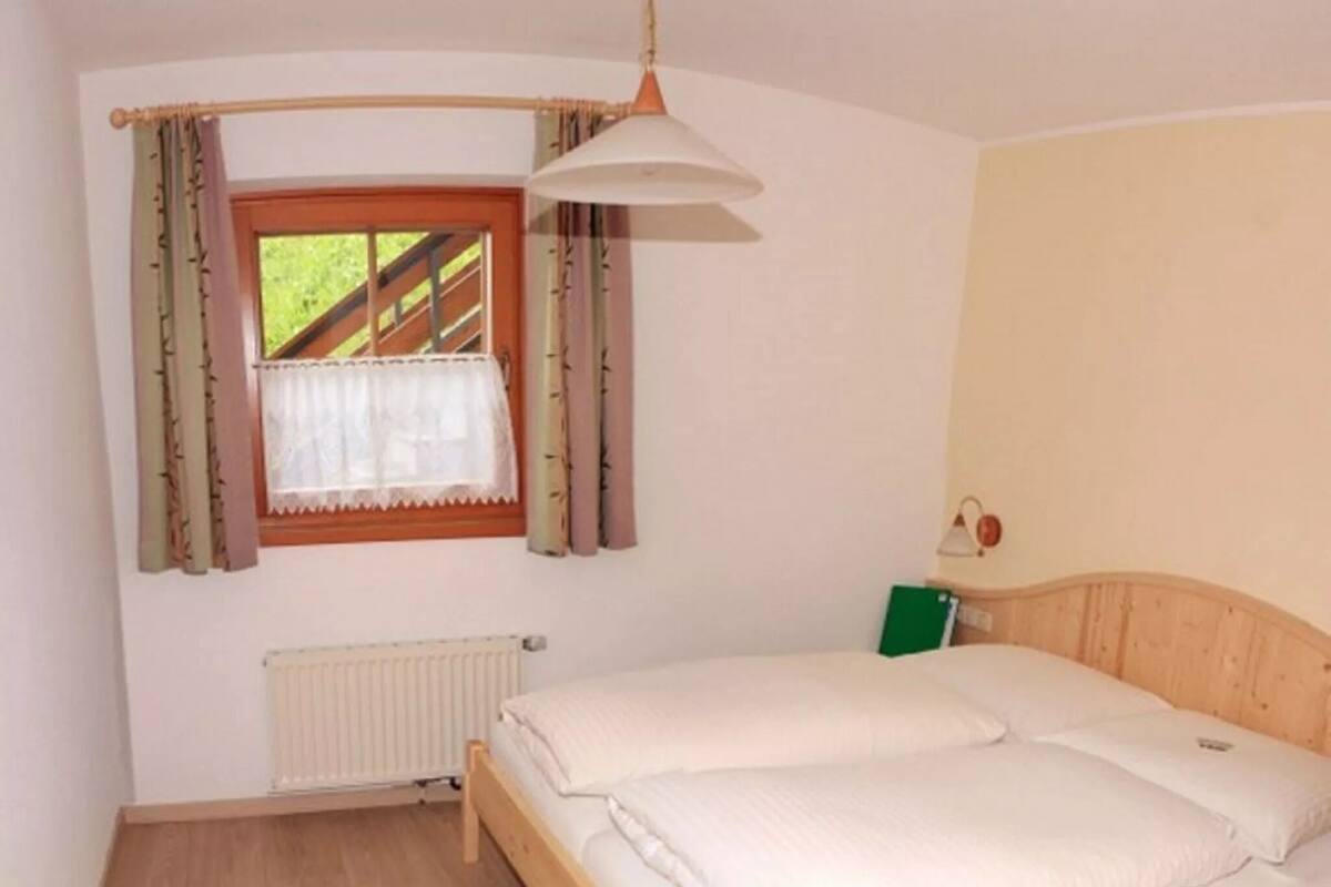 Apartment (Helm)