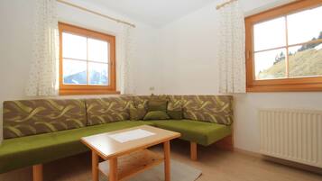 Apartment (Helm) | Wohnbereich