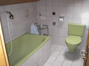 Bathroom - Schusterhof (Mutters)