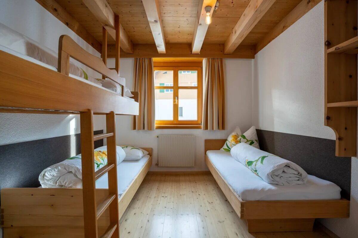 Soundproofing, WiFi (free), bed sheets