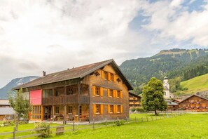 Front of property - Ferienbauernhof Nigsch (Schoppernau)