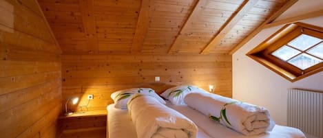 Apartment (Kanisfluh) | Soundproofing, free WiFi, bed sheets