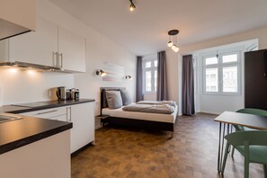 Soundproofing, free WiFi, bed sheets - Nena Apartments Herrmannplatz (Berlin)