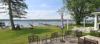 3723 Pleasant Ave. 3 Bedroom Home by RedAwning